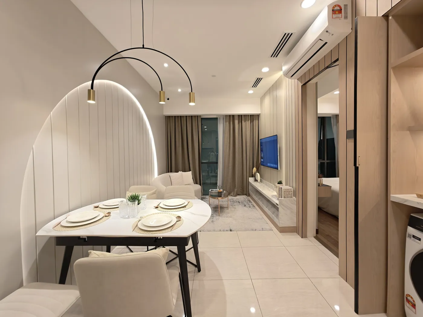Times Square 2 @ Bukit Bintang — living & dining room